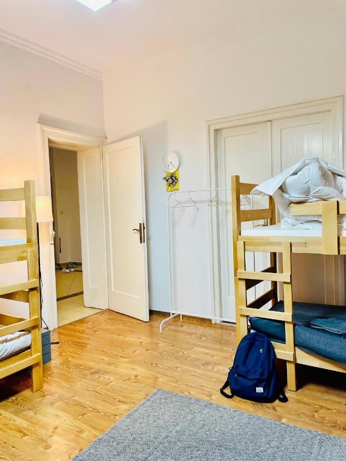 Hostel Stari Grad نوفي ساد المظهر الخارجي الصورة